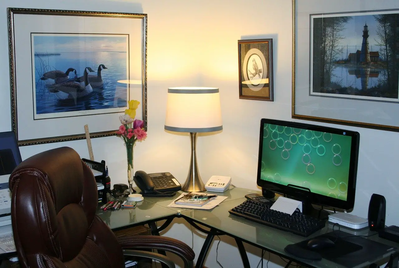 5 Ways to Make Your Home Office Space More Comfortable